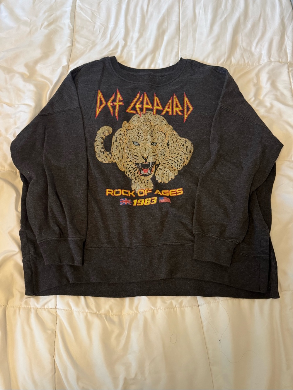 Womens Rock of Ages 1983 Black Graphic Sweatshirt sz XXL